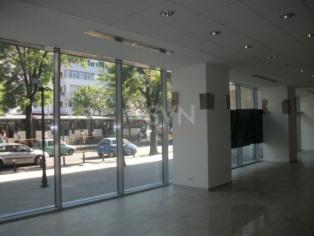 Spatiu comercial 251 mp Bucuresti/Titulescu