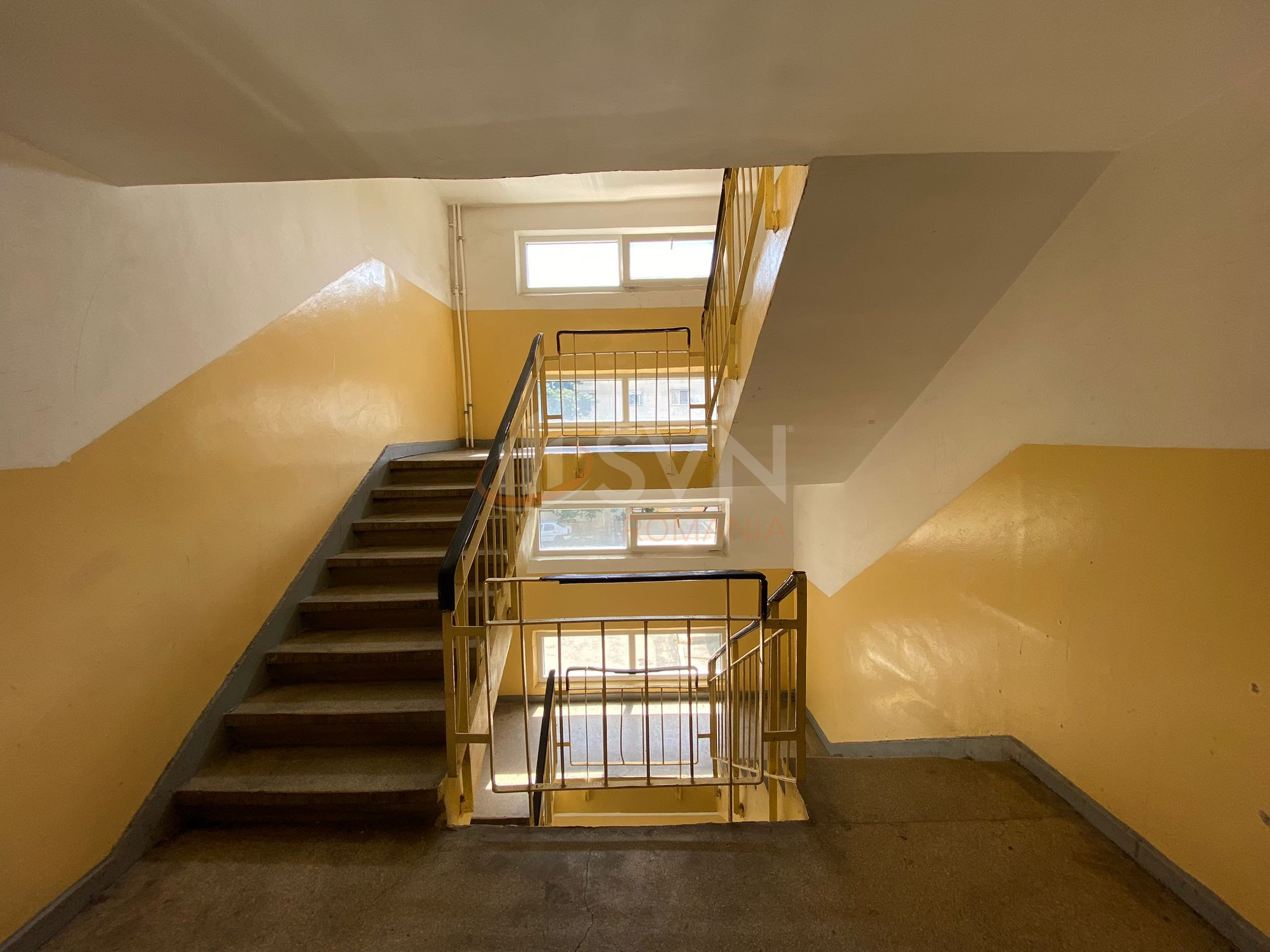Spatiu comercial 2700 mp Bucuresti/Ozana