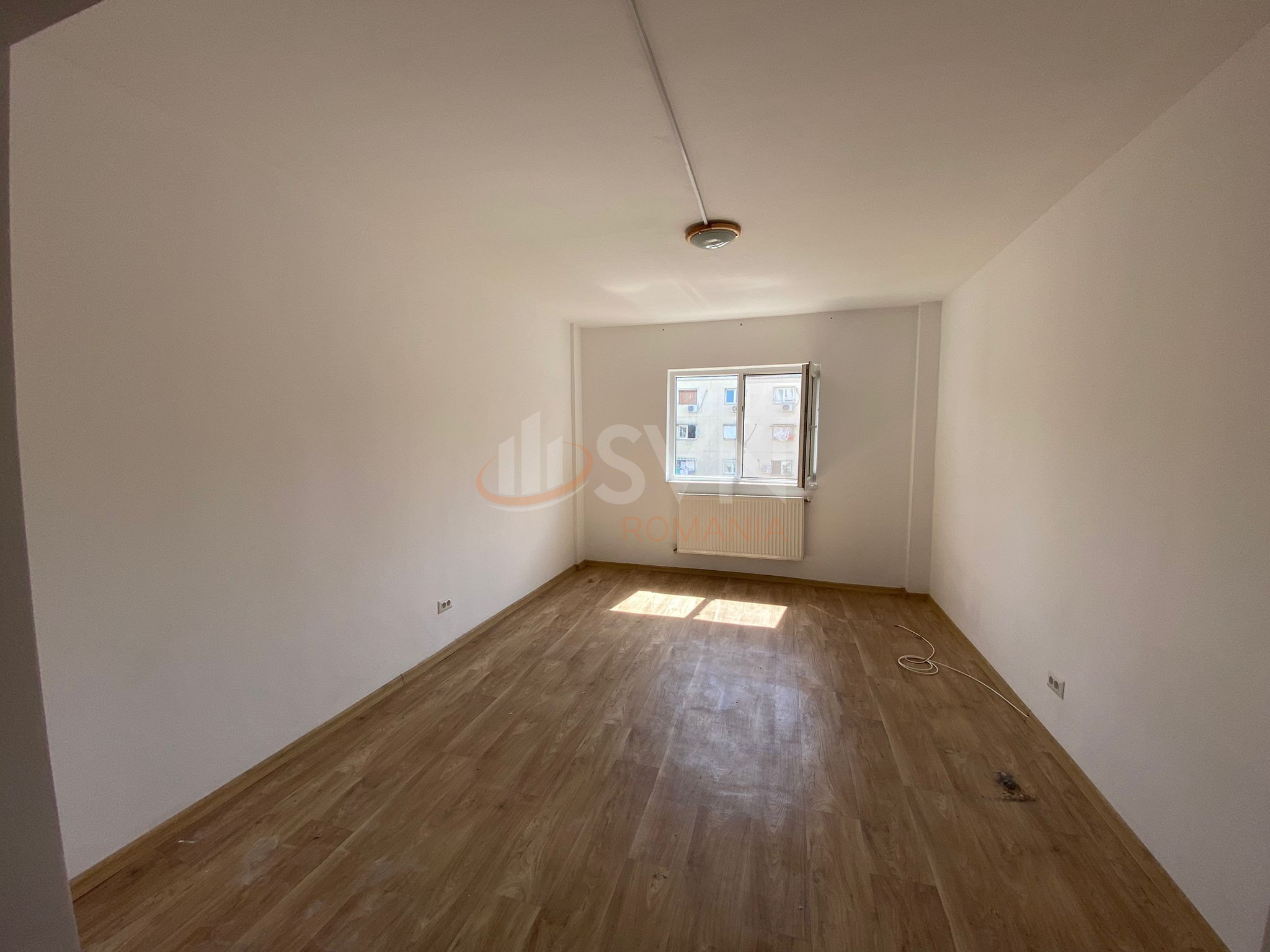 Spatiu comercial 2700 mp Bucuresti/Ozana