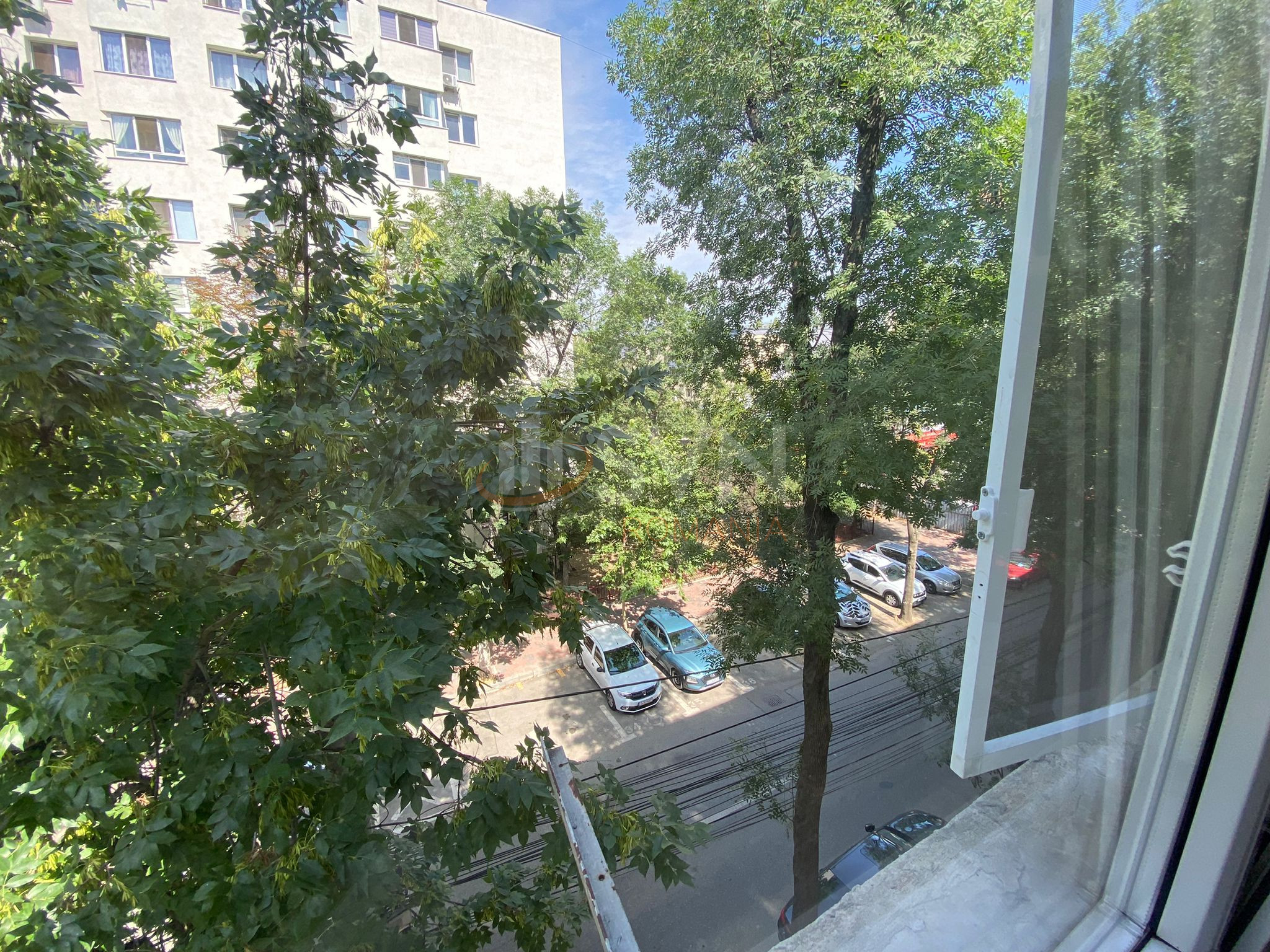 Spatiu comercial 2700 mp Bucuresti/Ozana
