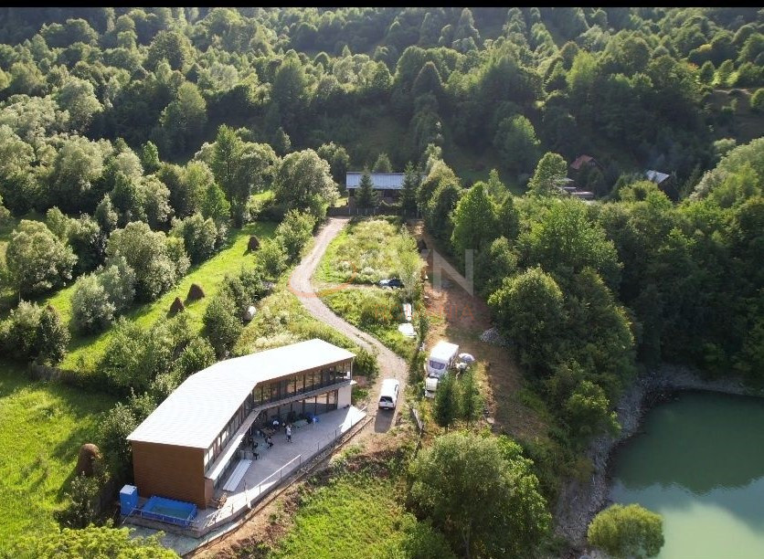 Spatiu comercial 320 mp Prahova/Centru