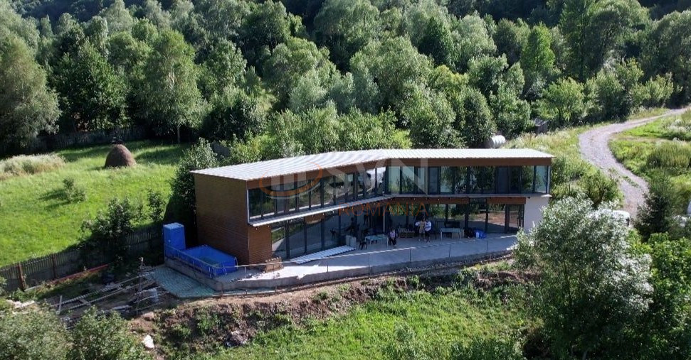 Spatiu comercial 320 mp Prahova/Centru