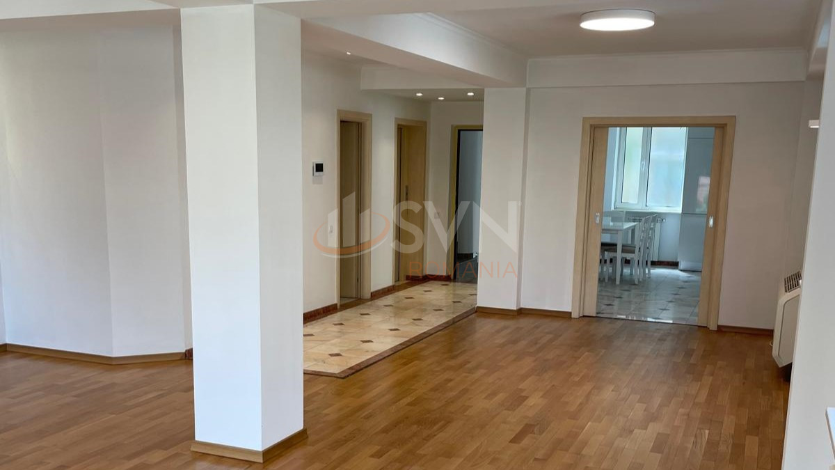 Spatiu comercial 330 mp Bucuresti/Primaverii