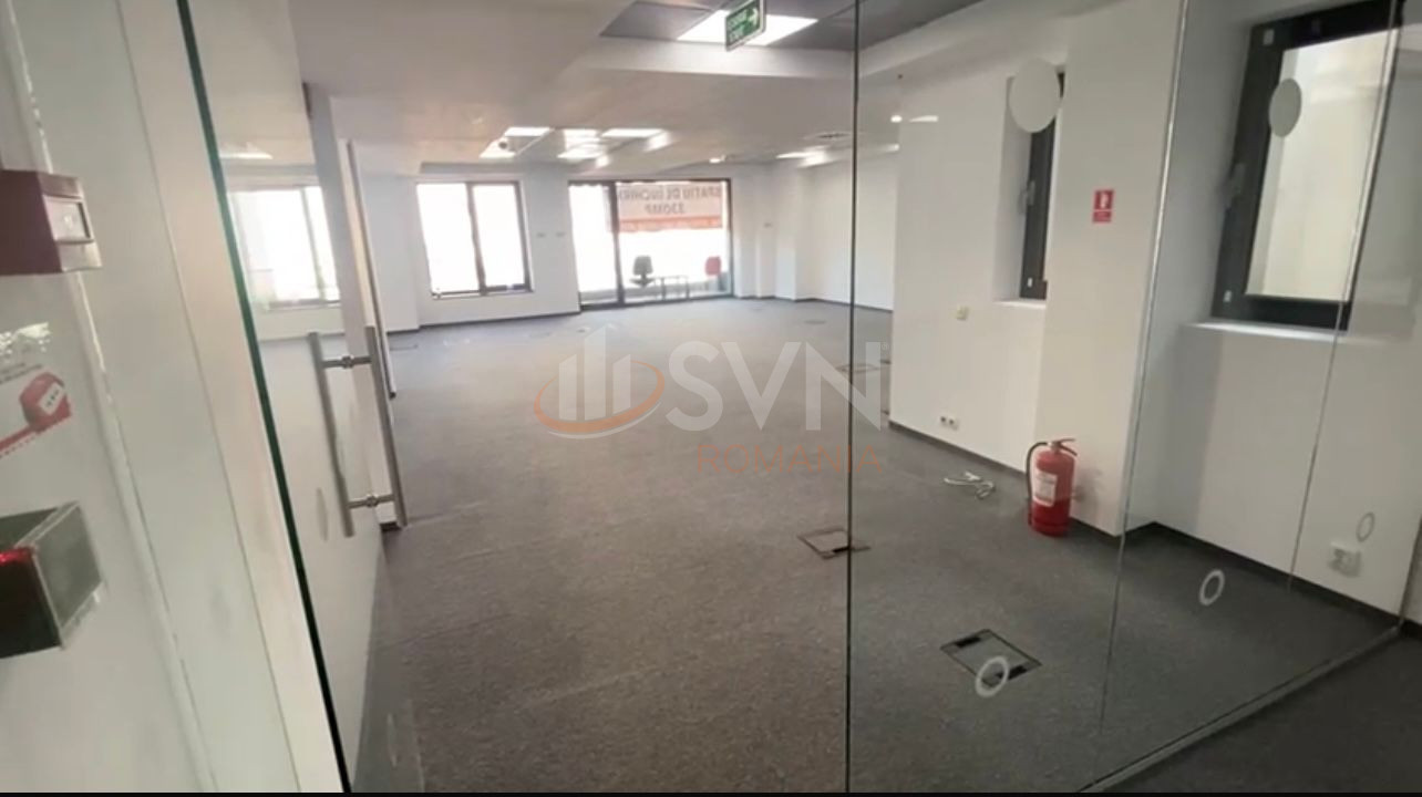 Spatiu comercial 335 mp Bucuresti/Piata Victoriei