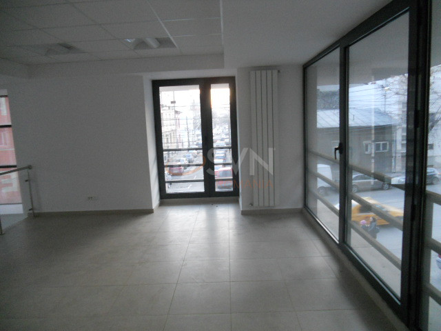Spatiu comercial 383 mp Bucuresti/Titulescu