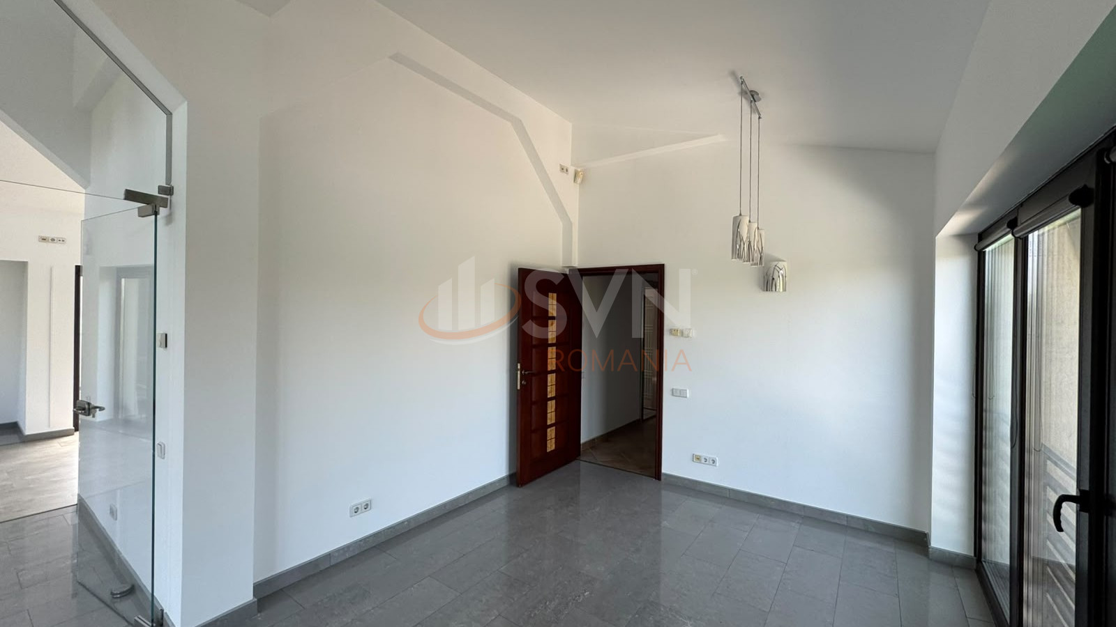 Spatiu comercial 435 mp Bucuresti/Baneasa
