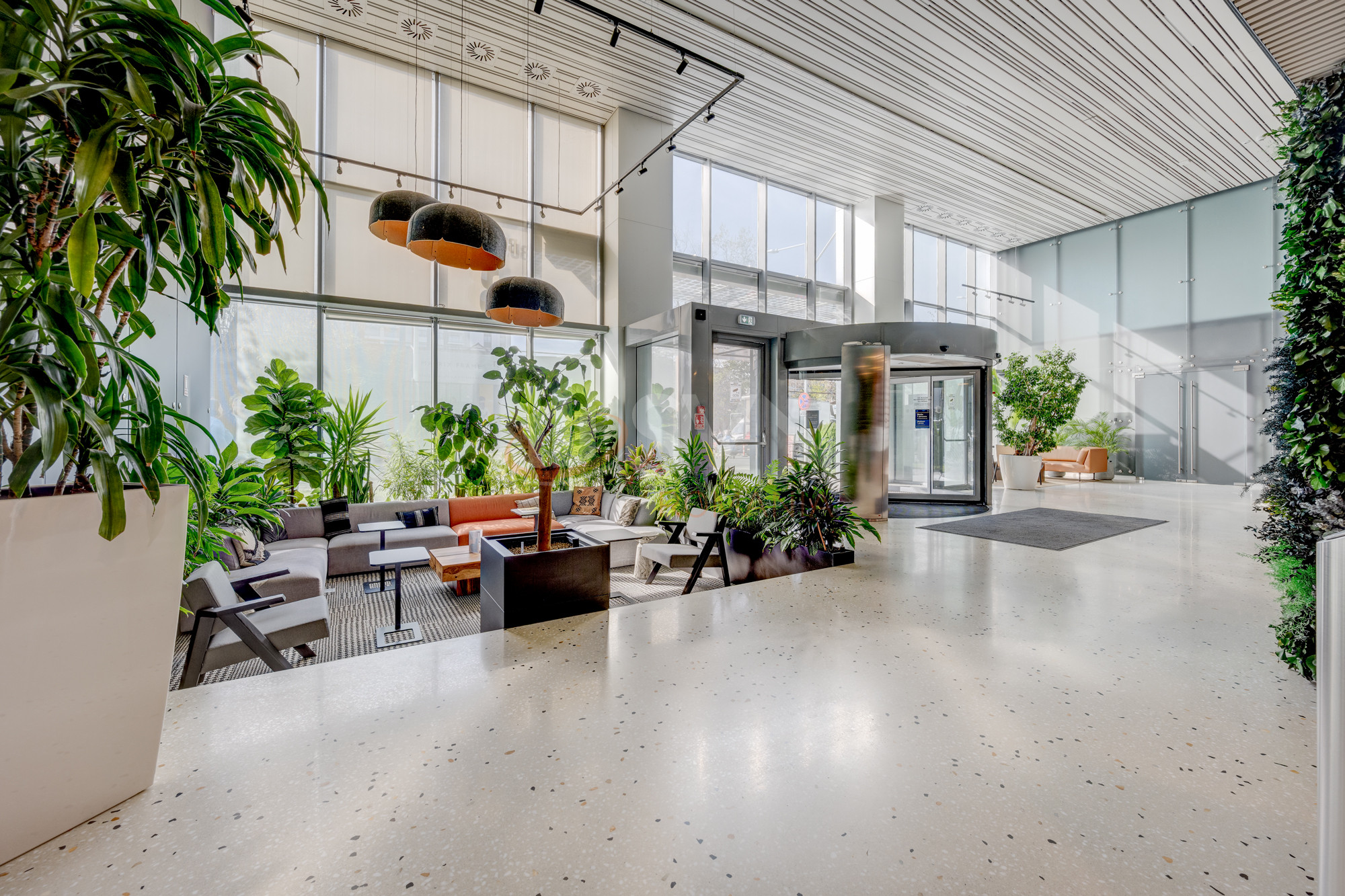 Spatiu comercial 500 mp Bucuresti/Pipera