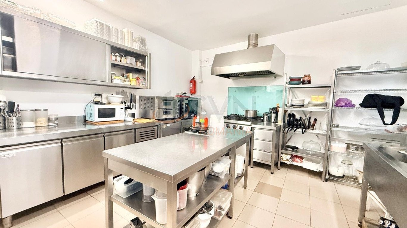 Spatiu comercial 52 mp Bucuresti/P-ta Romana