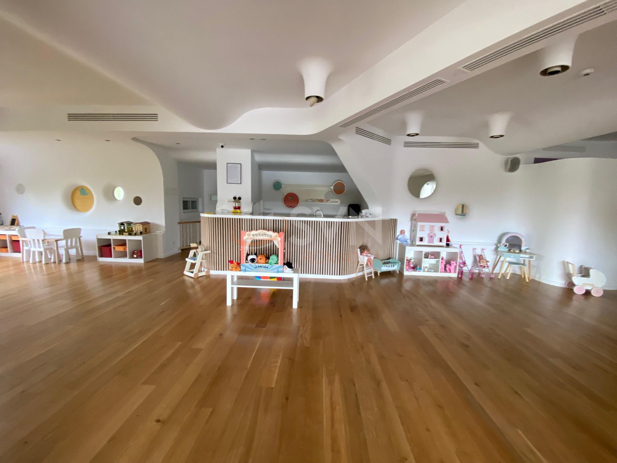 Spatiu comercial 520 mp Bucuresti/Pipera