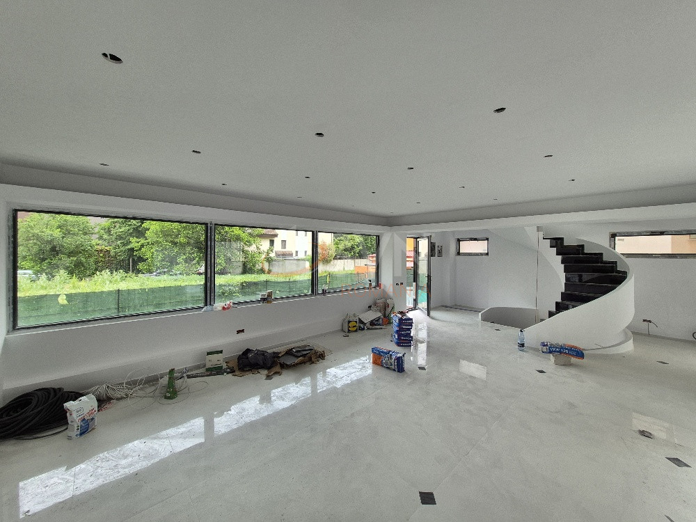 Spatiu comercial 580 mp Bucuresti/Herastrau