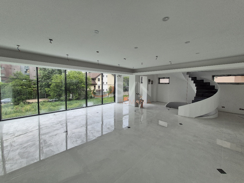 Spatiu comercial 580 mp Bucuresti/Herastrau