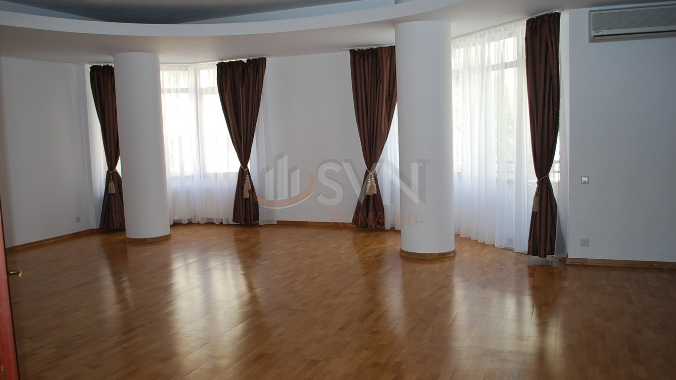 Spatiu comercial 690 mp Bucuresti/Primaverii