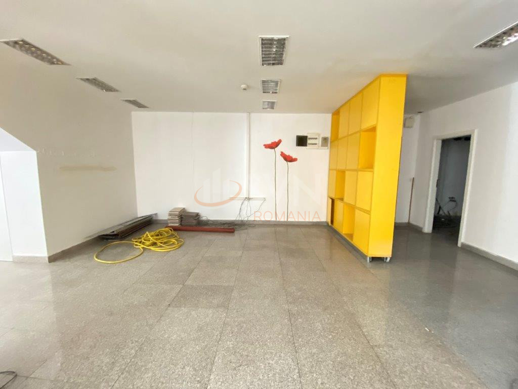 Spatiu comercial 707 mp Bucuresti/Baba Novac