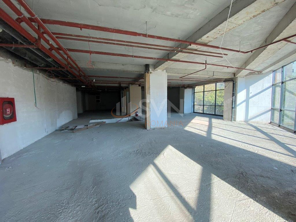 Spatiu comercial 707 mp Bucuresti/Baba Novac