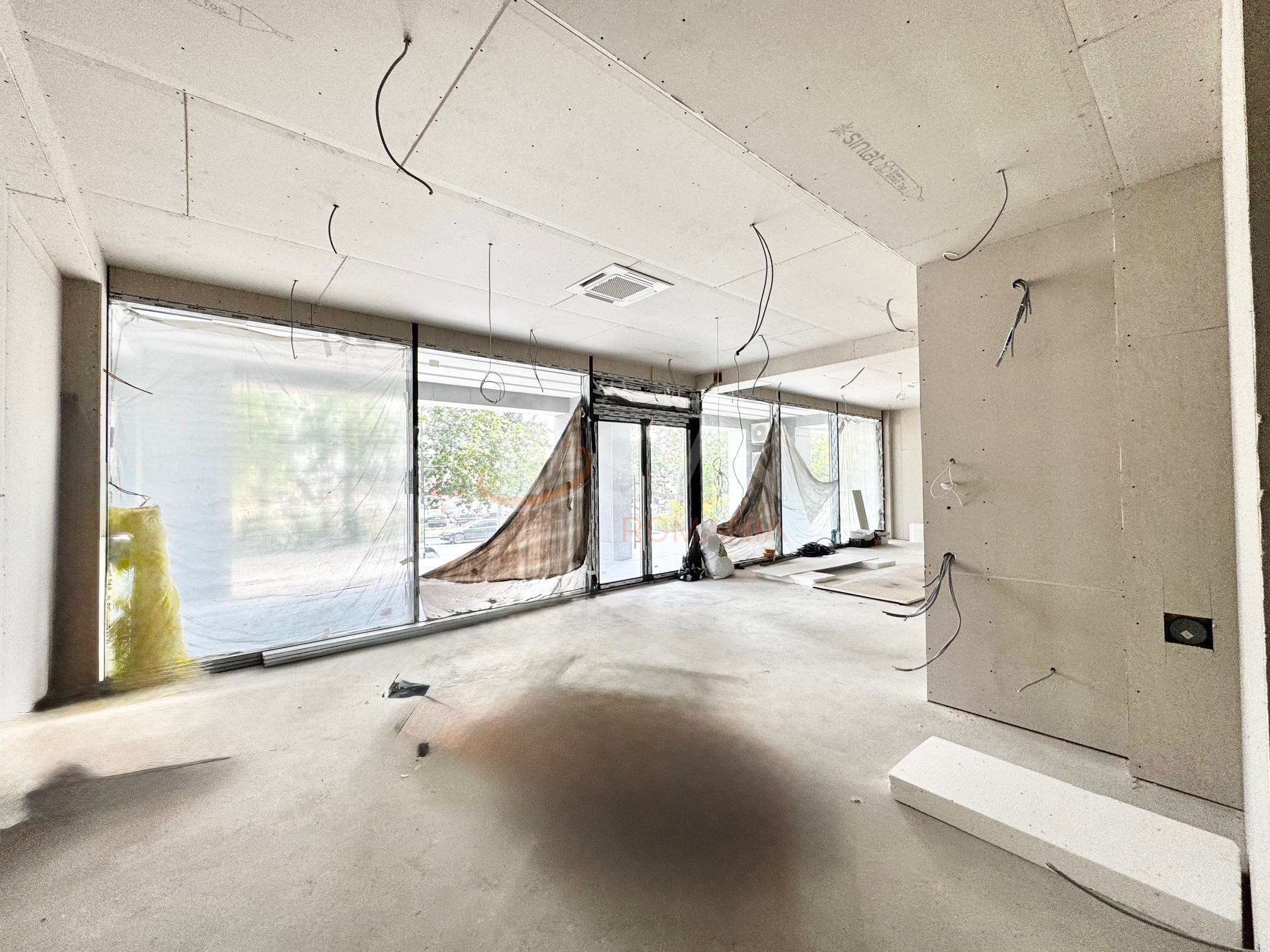 Spatiu comercial 73 mp Bucuresti/Sisesti