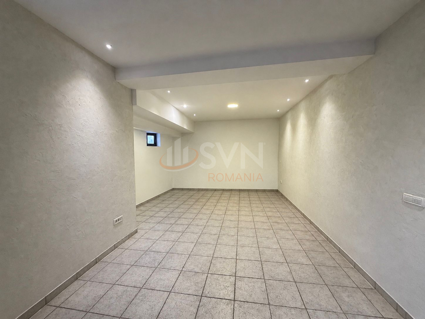 Spatiu comercial 75 mp Bucuresti/P-ta Victoriei