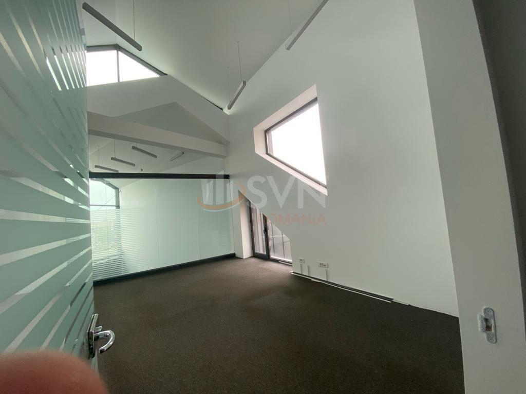 Spatiu comercial 750 mp Bucuresti/Victoriei