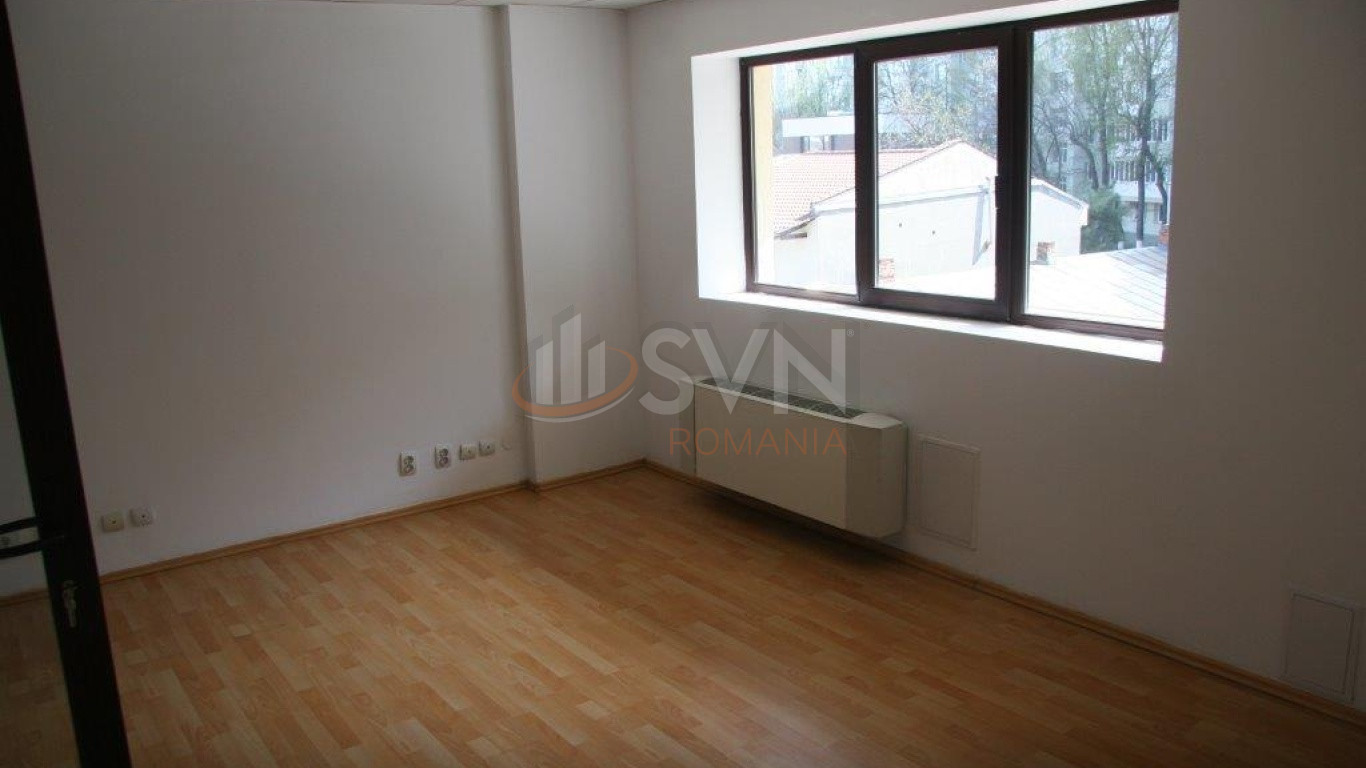Spatiu comercial 900 mp Bucuresti/1 Mai