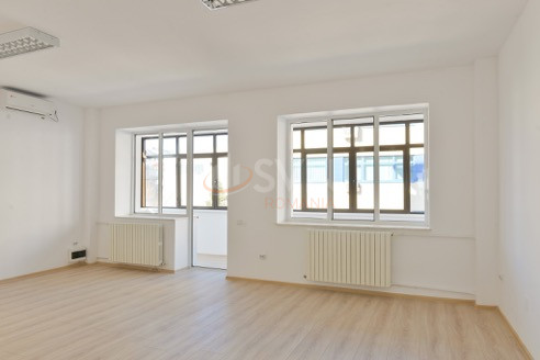 Spatiu comercial 950 mp Bucuresti/Herastrau