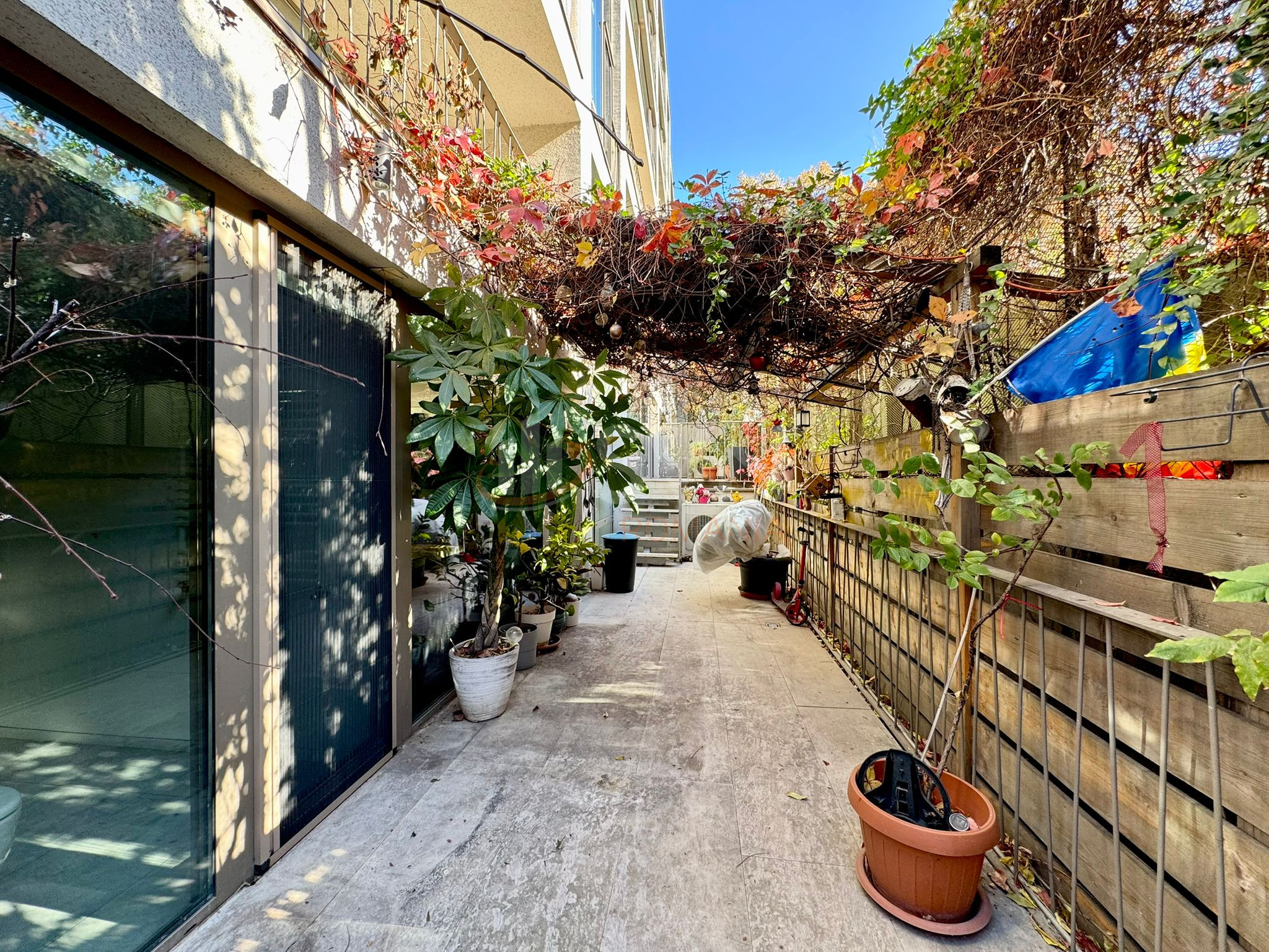 Spatiu comercial 96.93 mp Bucuresti/Piata Victoriei