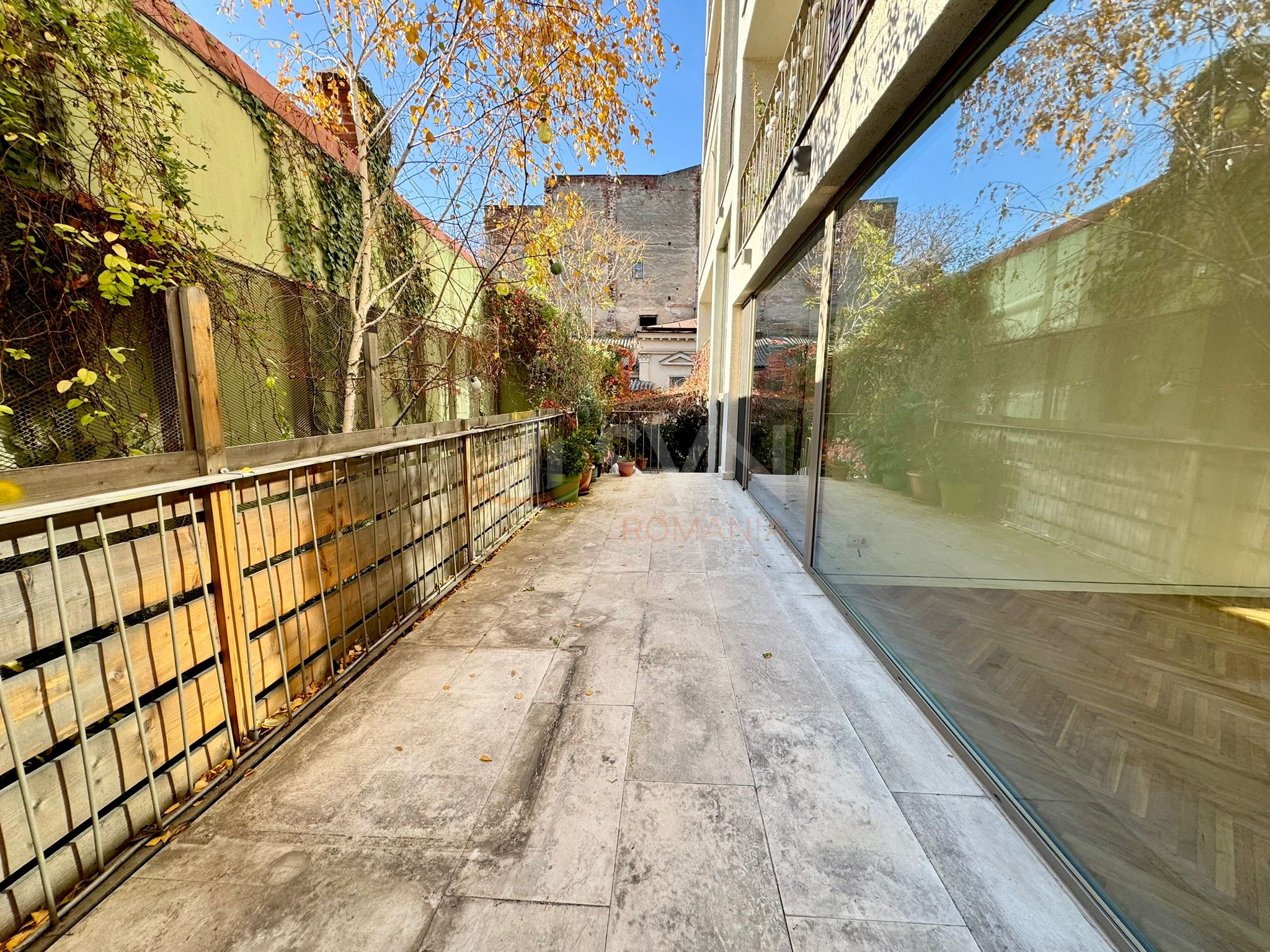 Spatiu comercial 96.93 mp Bucuresti/Piata Victoriei