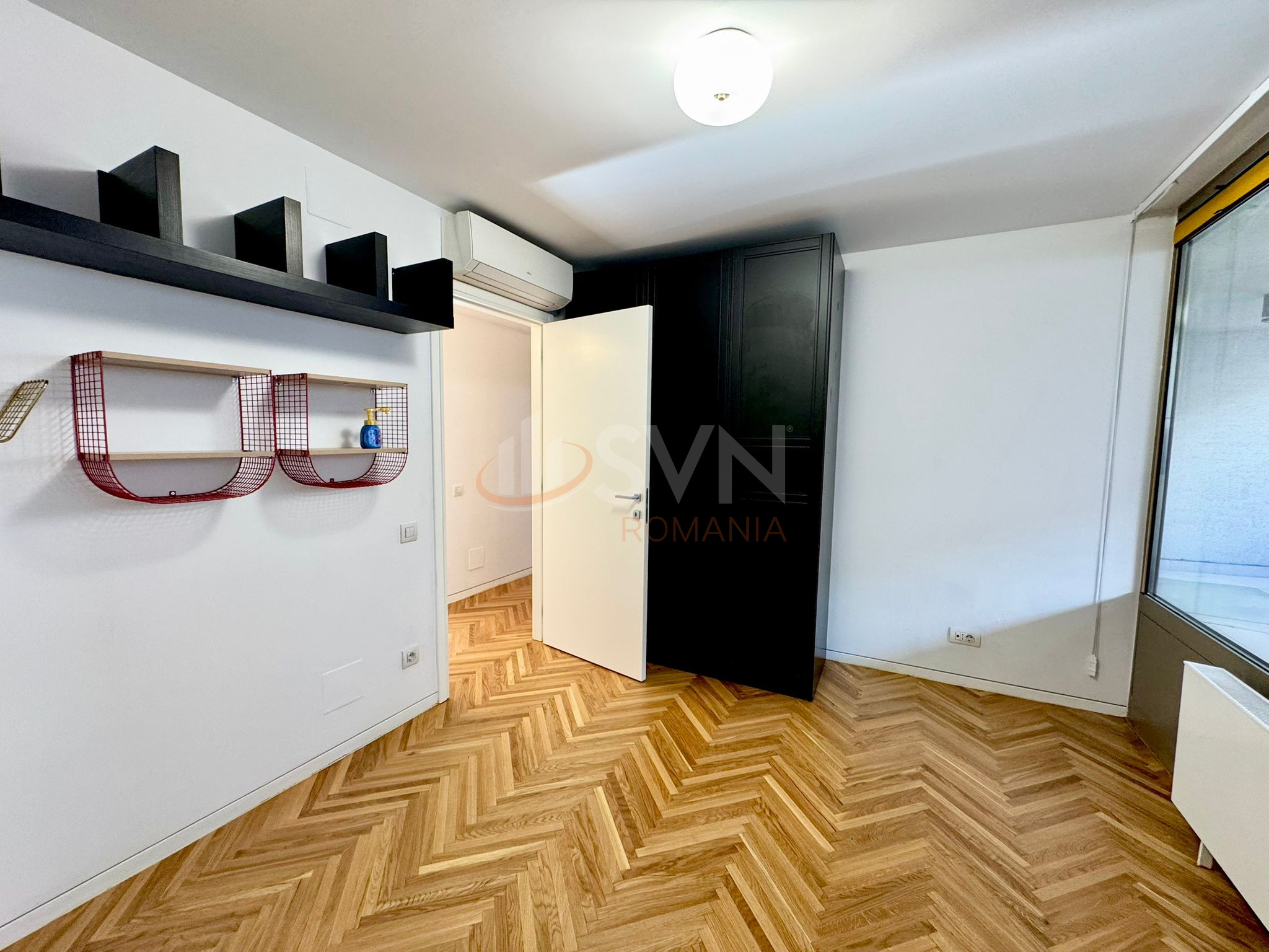 Spatiu comercial 96.93 mp Bucuresti/Piata Victoriei