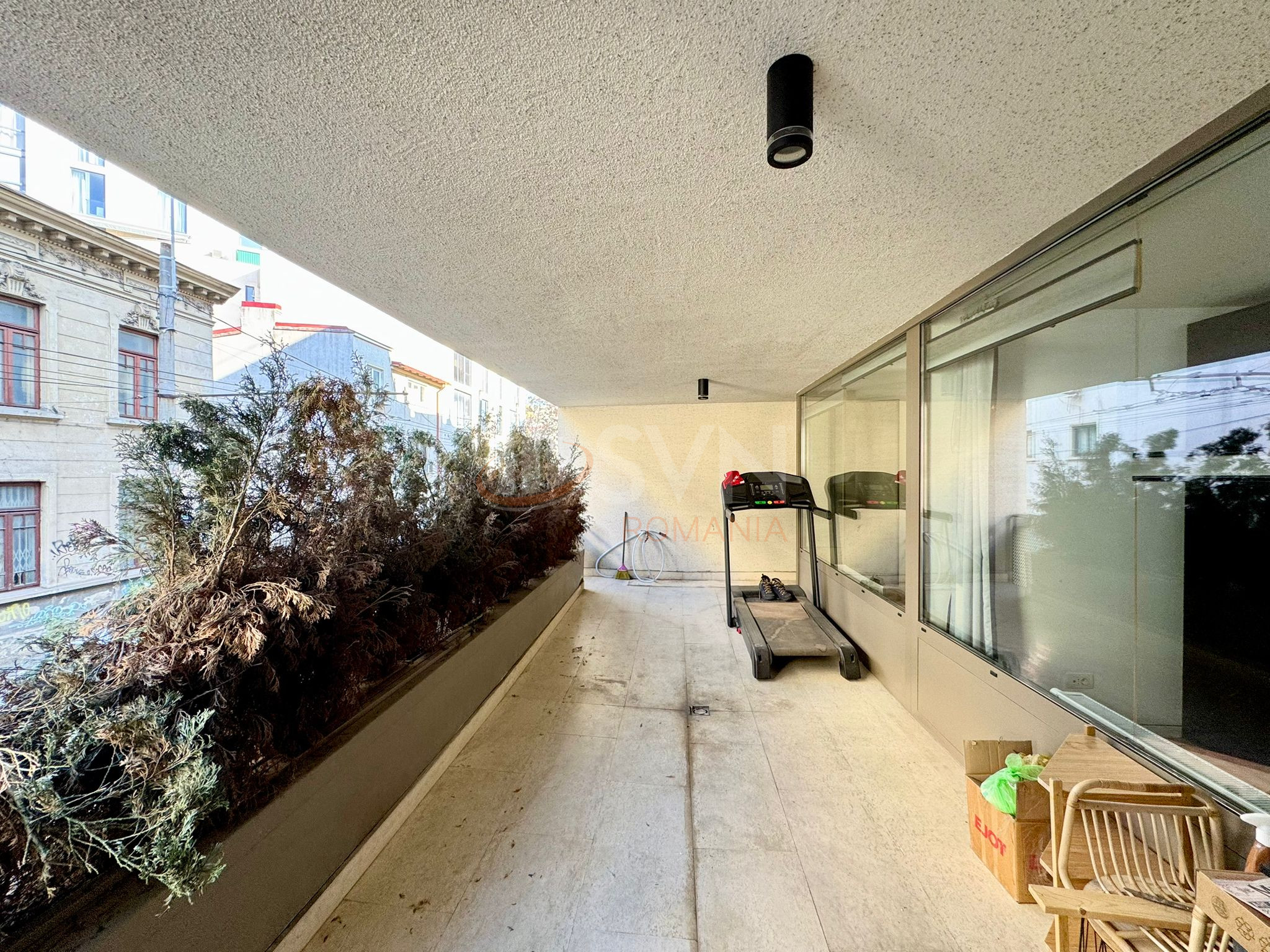 Spatiu comercial 96.93 mp Bucuresti/Piata Victoriei