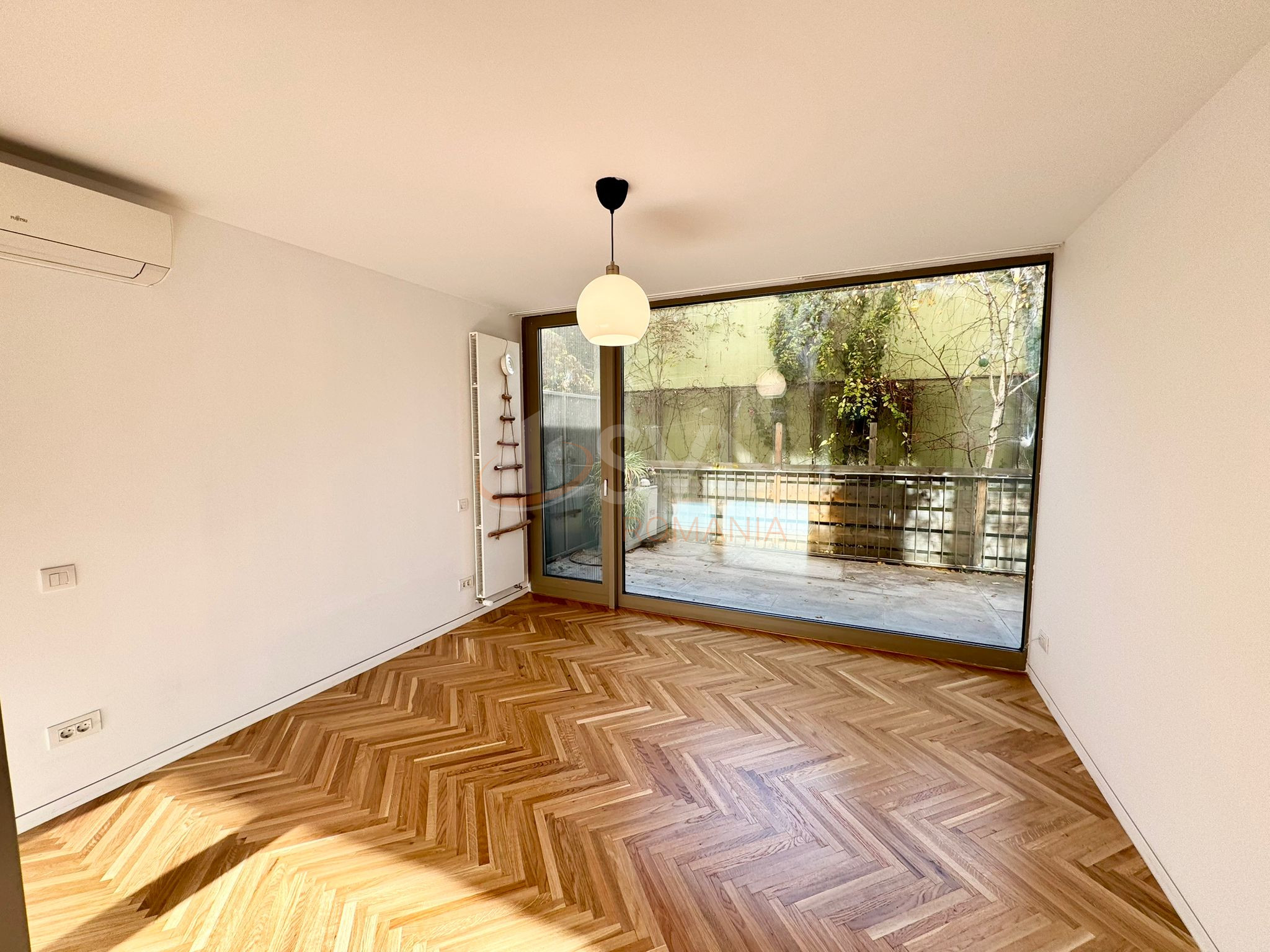 Spatiu comercial 96.93 mp Bucuresti/Piata Victoriei