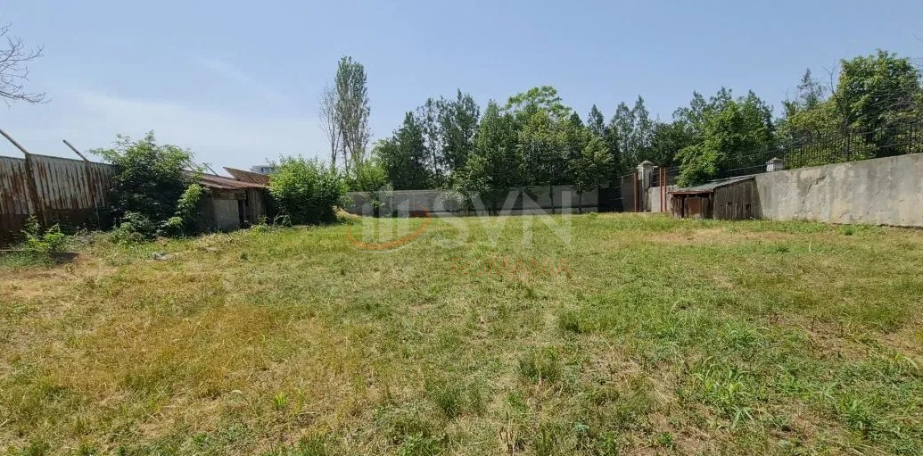 Teren 2000 mp Bucuresti/Straulesti