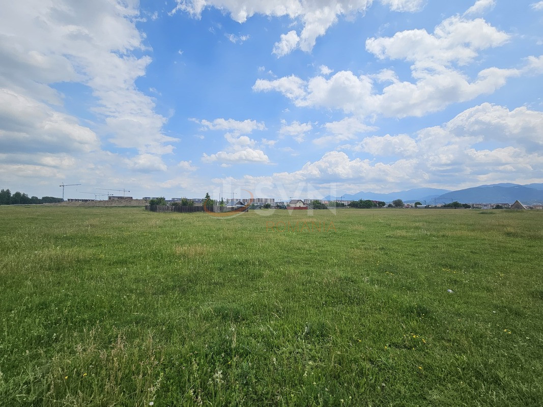 Teren 326 mp Brasov/Tractorul