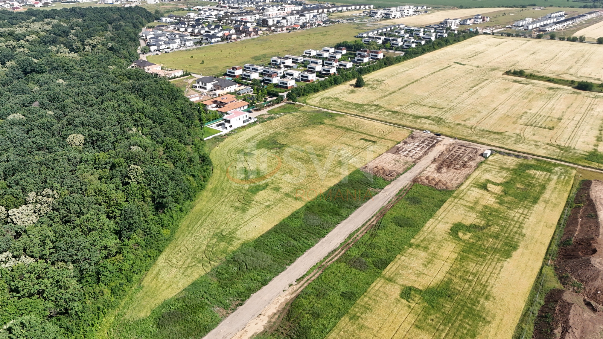 Teren 9400 mp Ilfov/Tunari